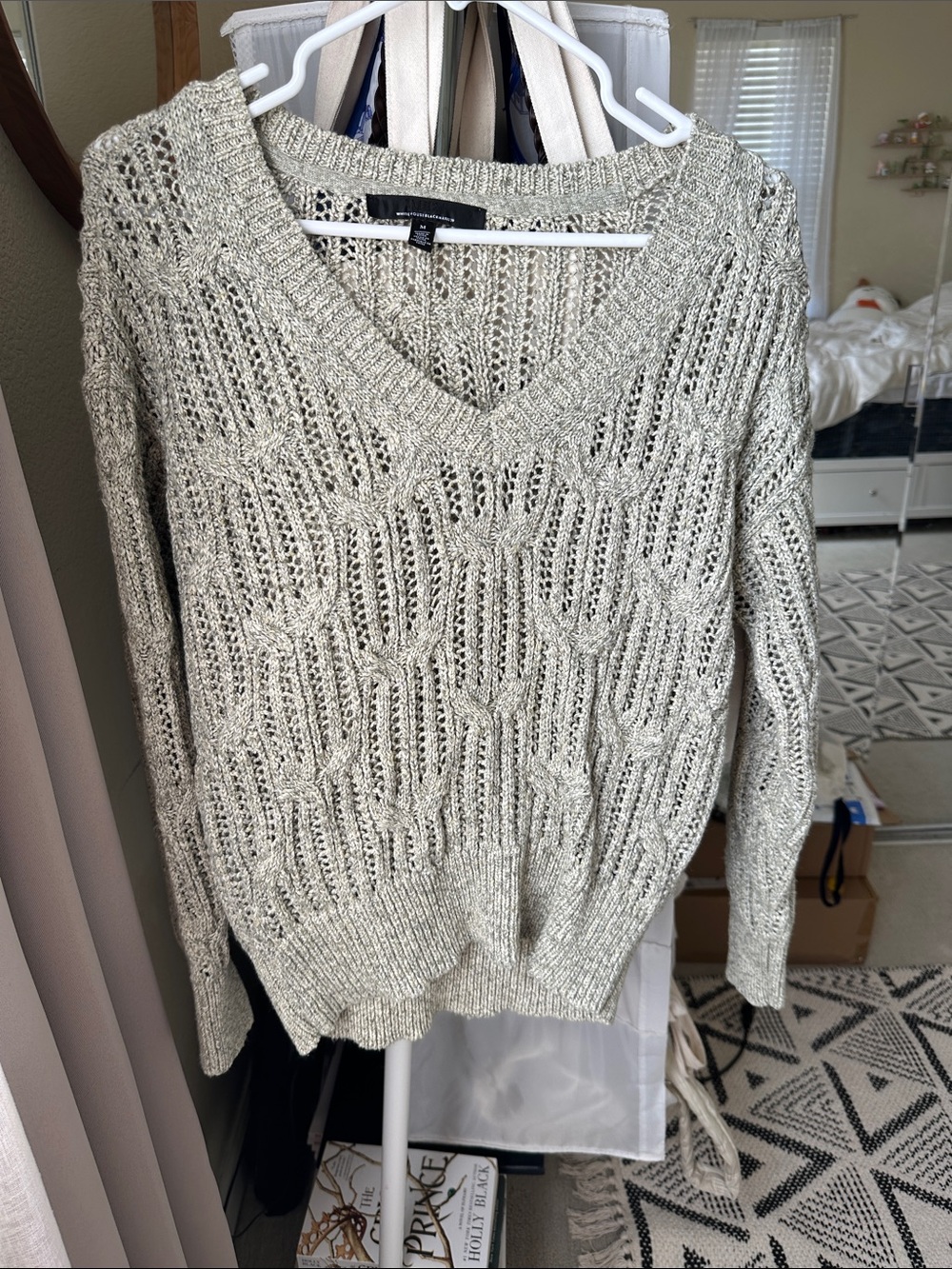 White House Black Market Open-Knit V-Neck Sweater - Mint Green